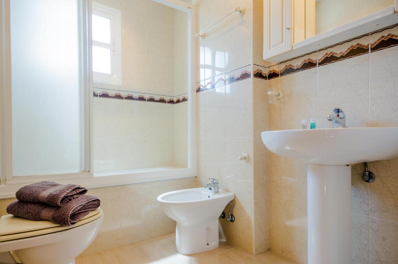 Apartamentos Rotonda Кониль-де-ла-Фронтера Экстерьер фото